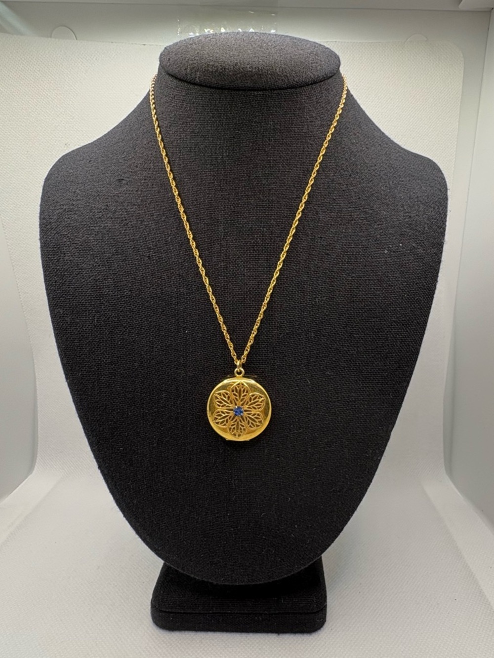 Vintage Goldtone Filigree Locket Mother Mary Blue Rhinestone 18” Chain